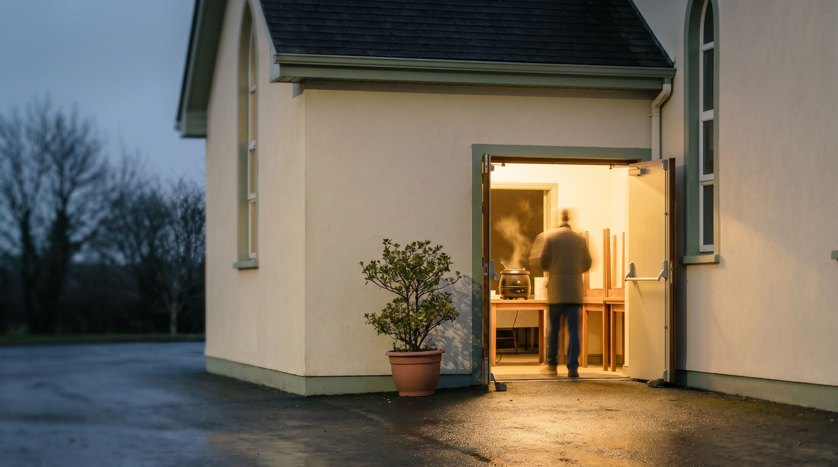 After-Hours Food Help: What to Do on Nights, Weekends & Holidays in 2026 — PantryPath